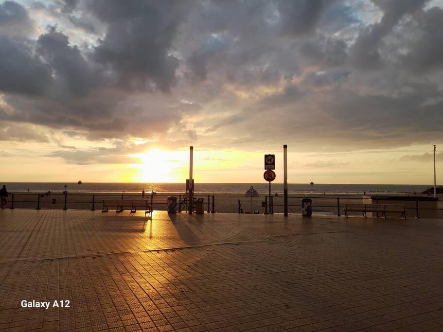 Suite Kursaal Met Zeezicht Ostend Exterior photo